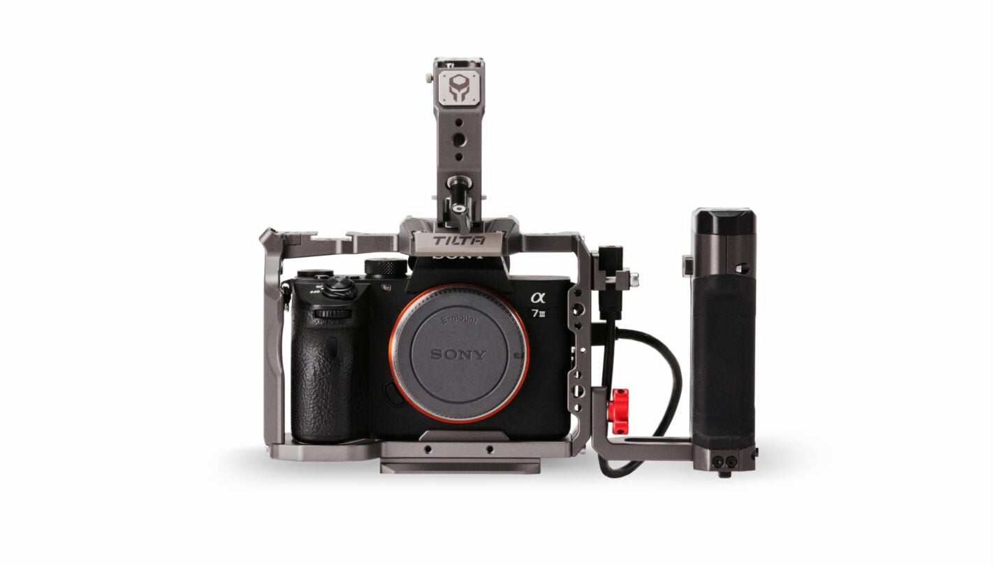 Sony α1 セット Amazon.com : Sony Alpha 1 Mirrorless Digital Camera Bundle with