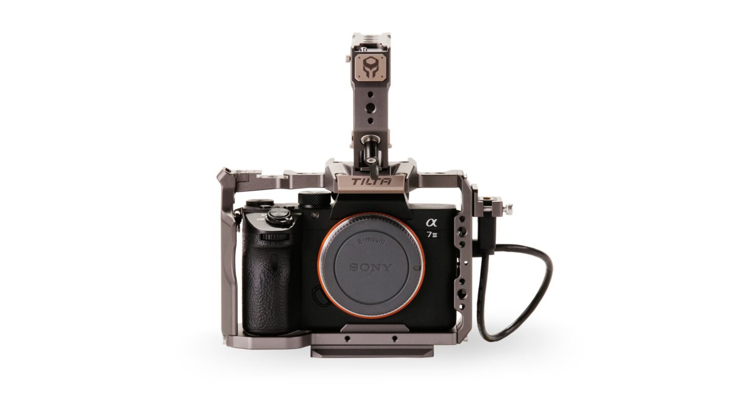 TILTA α7用ケージ　ハンドル付　SONY 7SII 7RIII α9 Full Camera Cage for Sony a7/a9 Series | Tilta