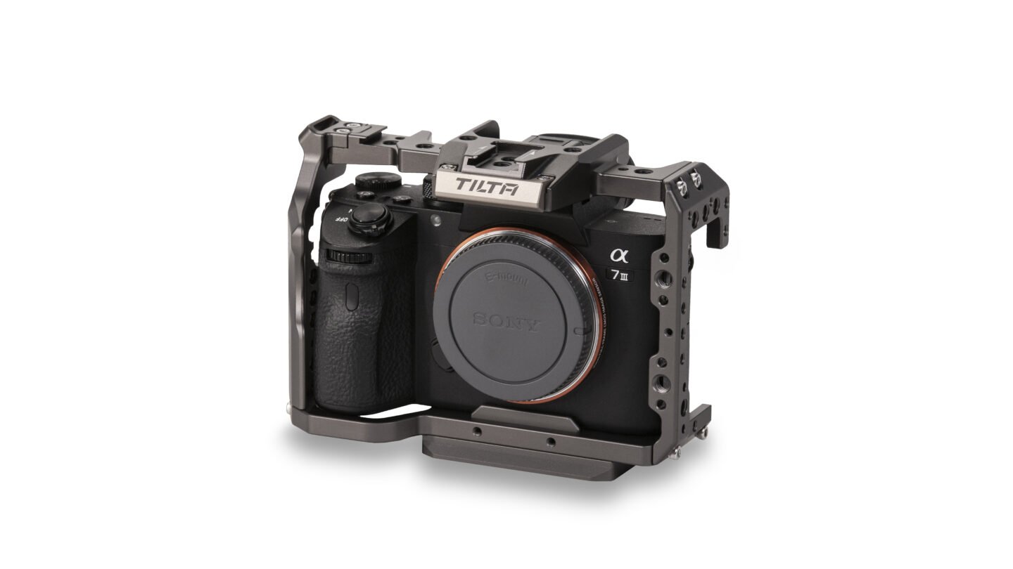 Full Camera Cage for Sony a7a9 Series - Tilta Gray (TA-T17-FCC-G) _front34_ Legacy-2rs