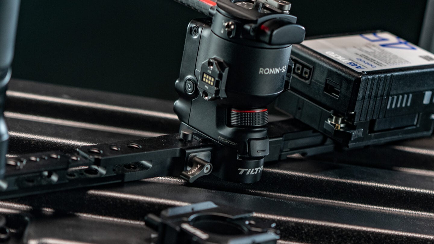 Dual Handle Power Supply Bracket for DJI Ronin | Tilta