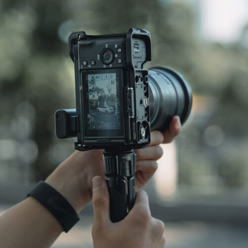 FOMITO Camera Cage For Sony ZV-E1 - Aluminum Alloy, 3-Point Locking, Accessory Mounts