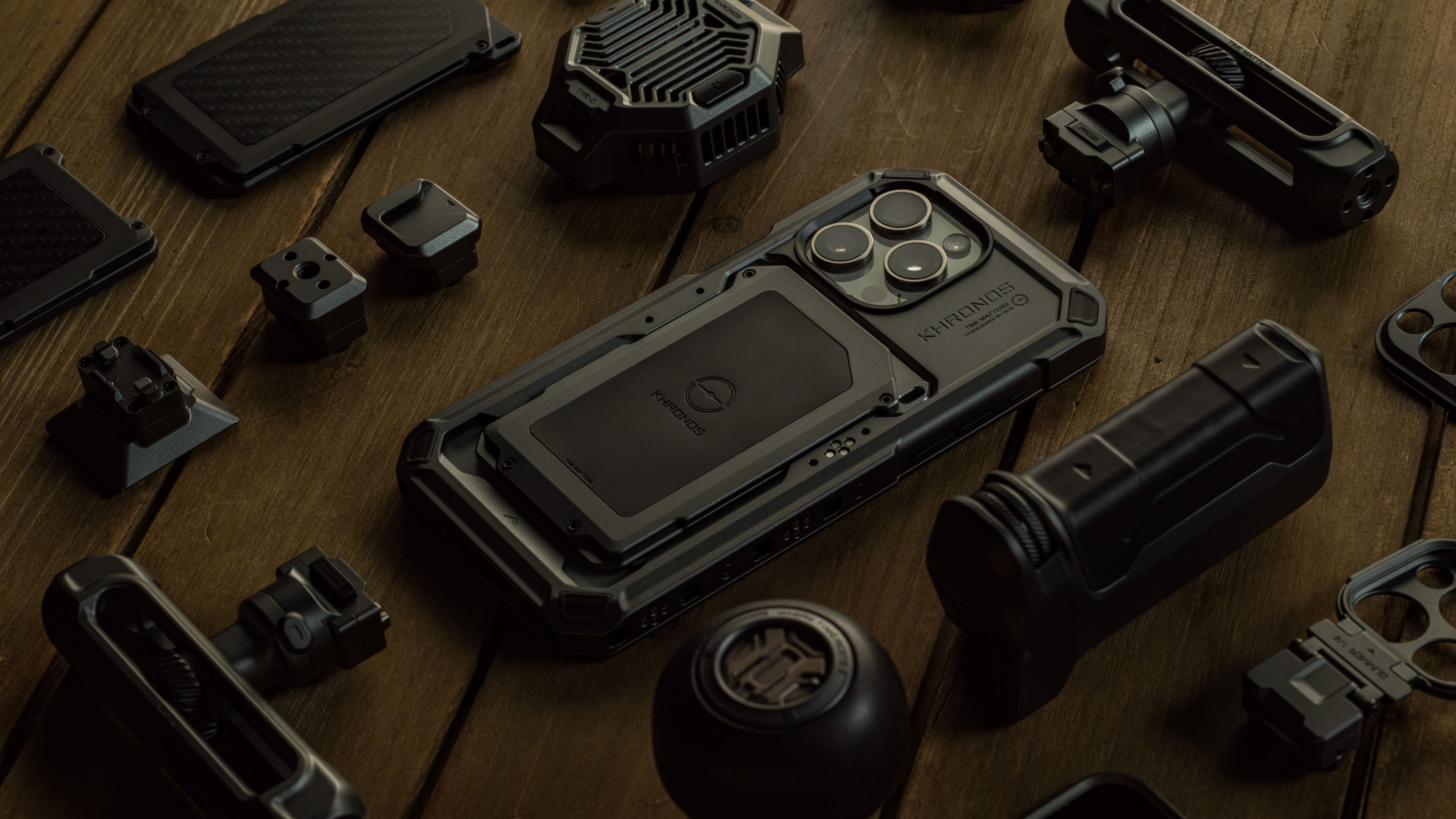 TILTA Khronos スマホケージ iPhone 15 Pro MAX用 Khronos iPhone 15 Pro / Pro Max Case | Tilta