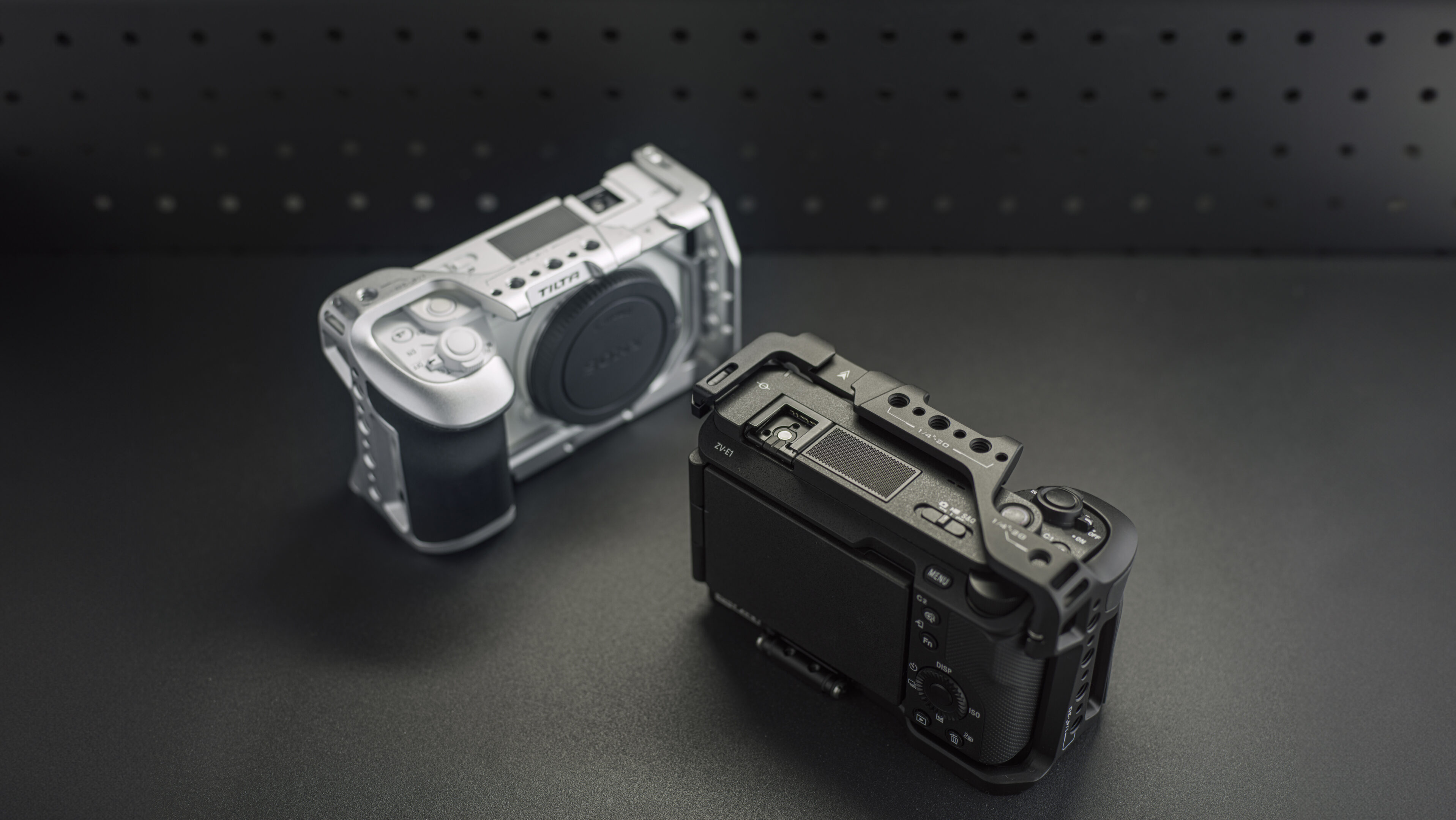 TILTA Sony ZV-E1用カメラケージ プロキット SONY ソニー Camera Cage for Sony ZV-E1 Lightweight Kit Silver (Open Box) | Tilta