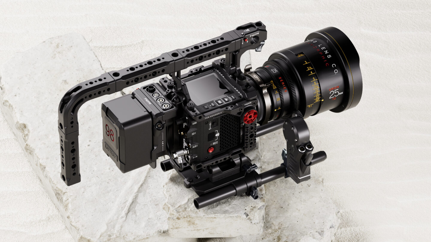 Camera Cage for RED KOMODO-X Lightweight Kit - Black (Open Box Camera Cage for RED KOMODO-X Lightweight Kit - Black (Open Box