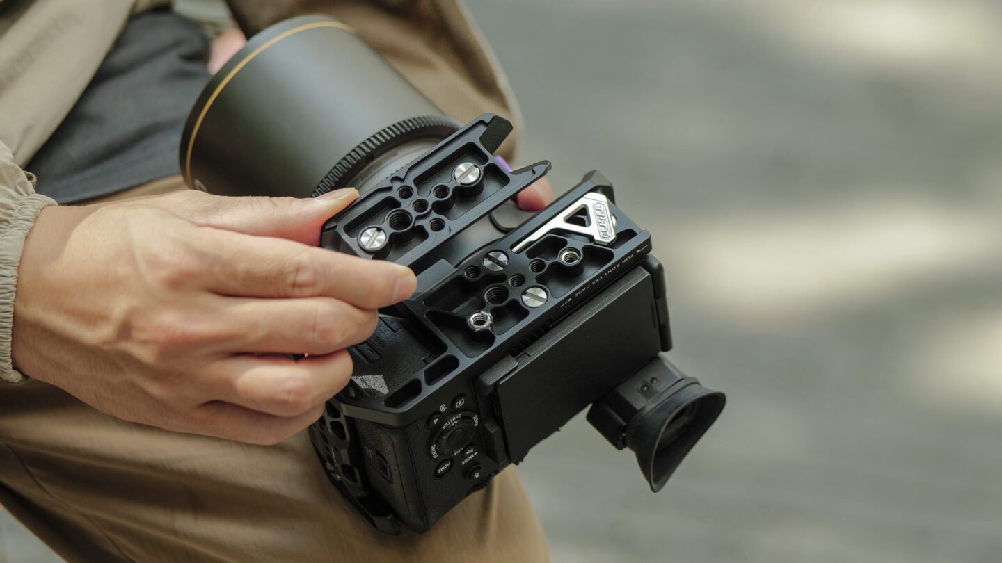 Camera Cage for Sony FX2 Base Kit | Tilta