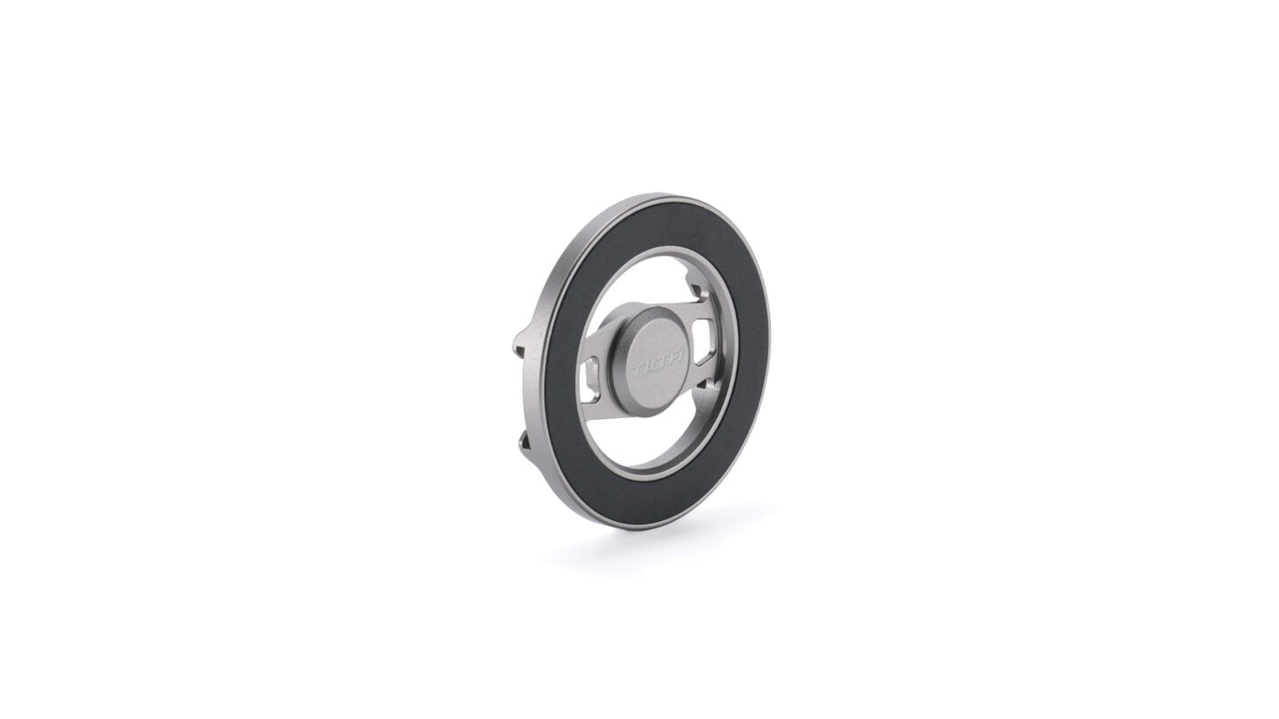 Tilta Universal Magnetic Mounting Bracket (1/4″-20) - Titanium