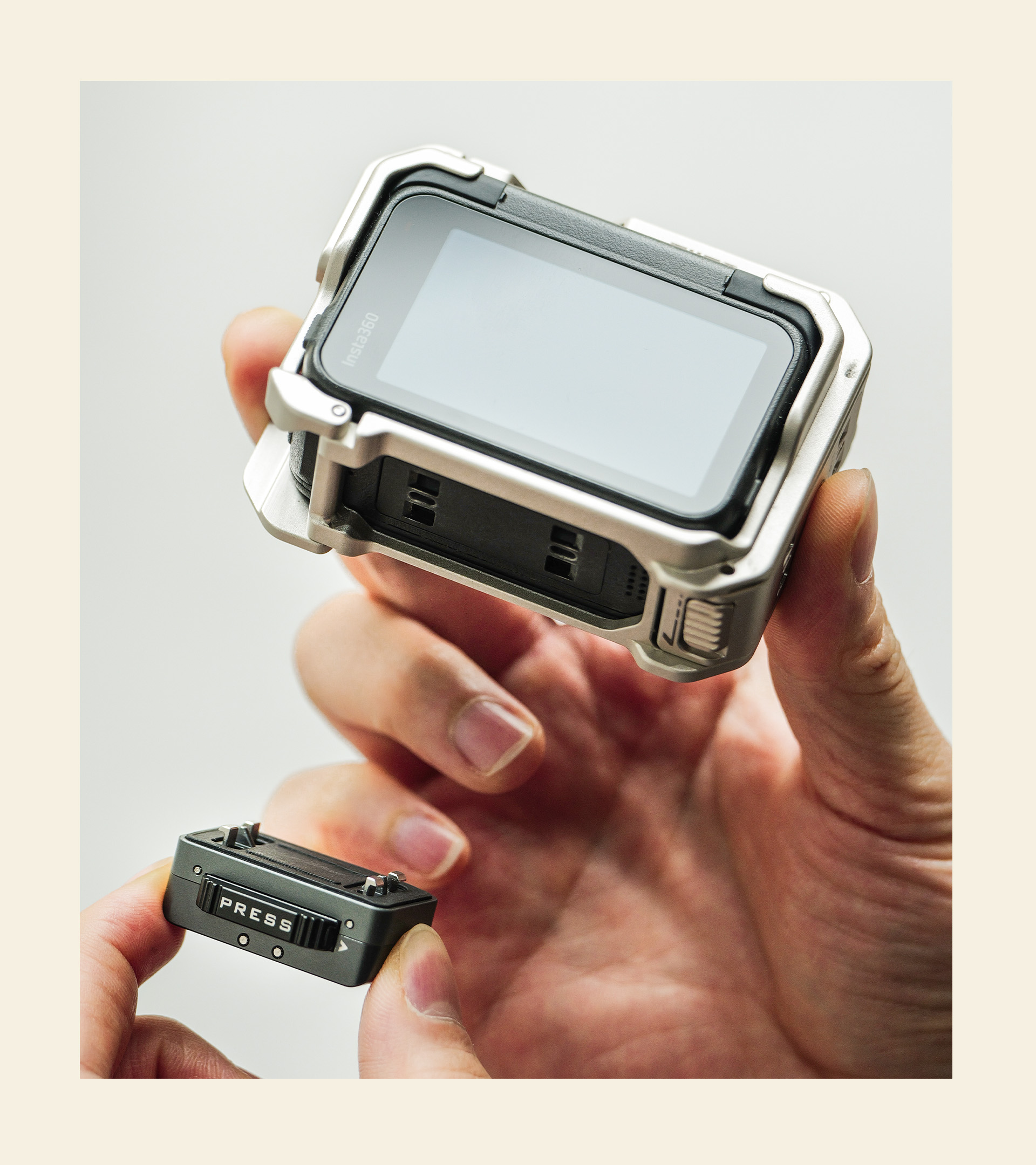 Quick Release Mounting Baseplate for Insta360 Ace Pro Series and X