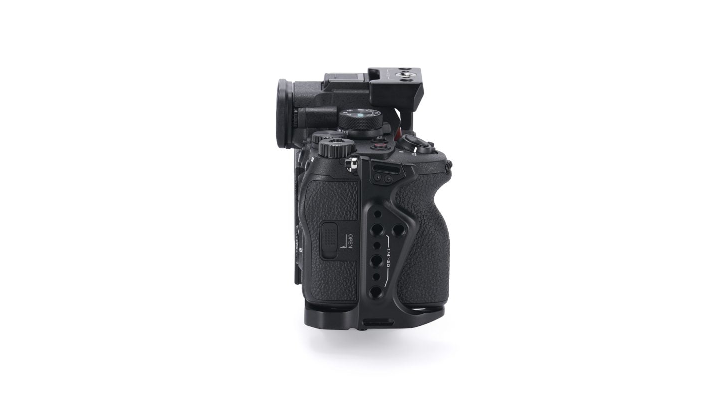 Full Camera Cage for Sony Alpha 7 V - Black (a7V, a7IV, and a7R V