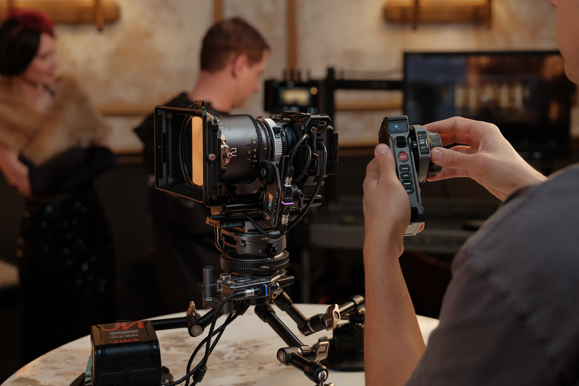 nucleus auto focus on set